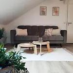 Stylische Altstadtwohnung - Netflix - Smart Tv - Schlafsofa Fuer 3 Personen Lägenhet Erfurt